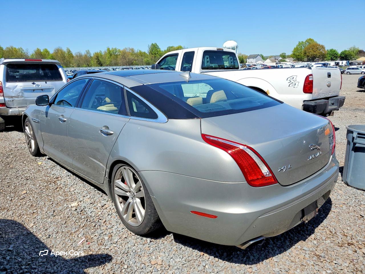 Jaguar XJ 2013