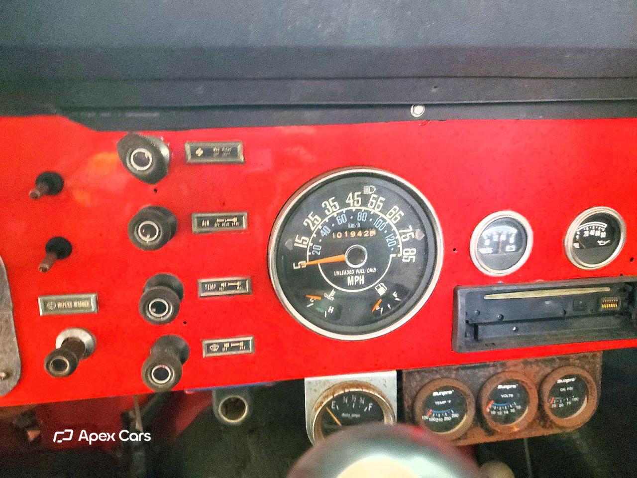Jeep CJ 1983