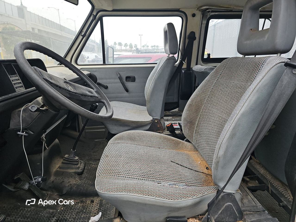 Volkswagen  1990