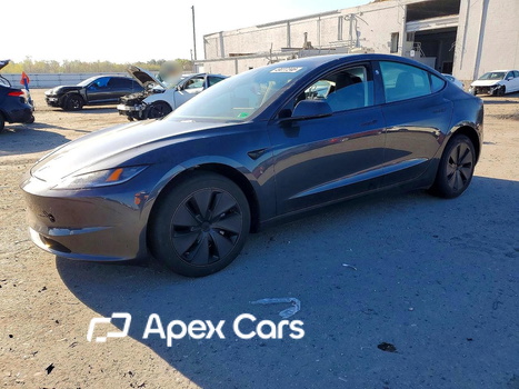 Tesla Model 3 2024 - Image 1 of 13