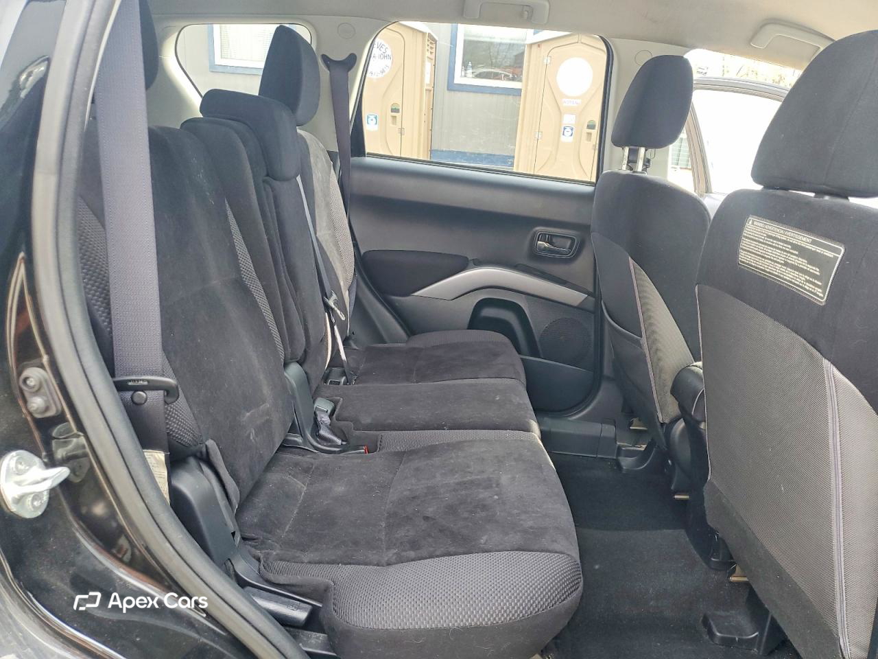 Mitsubishi Outlander 2012