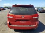 Toyota Sienna 2011