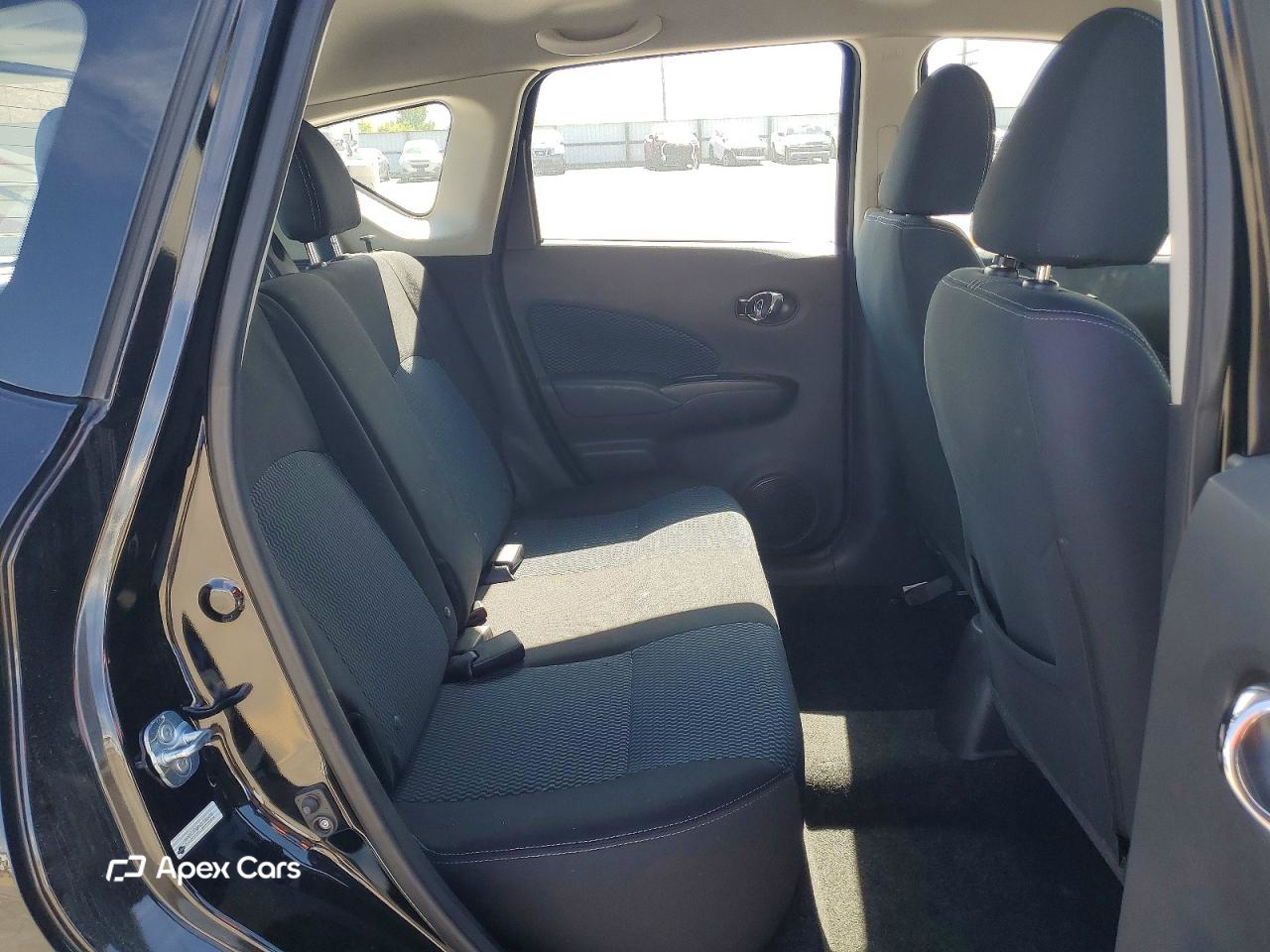 Nissan Versa 2016