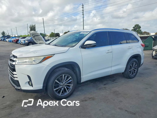 Toyota Highlander 2017 - Image 1 of 12