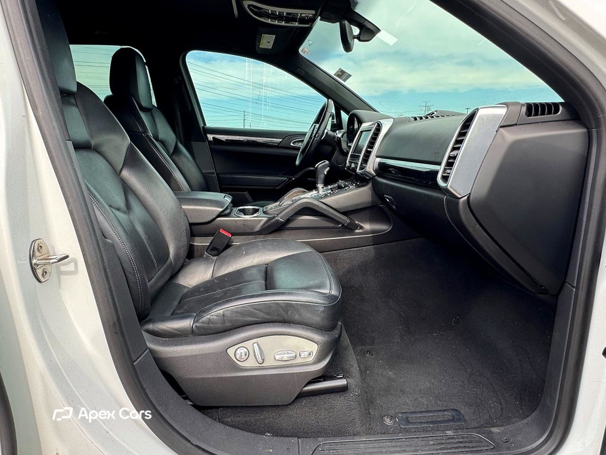 Porsche Cayenne 2014