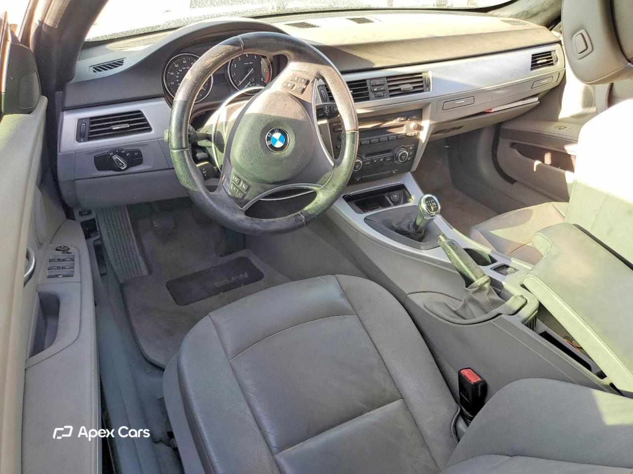 BMW Series 3 2009