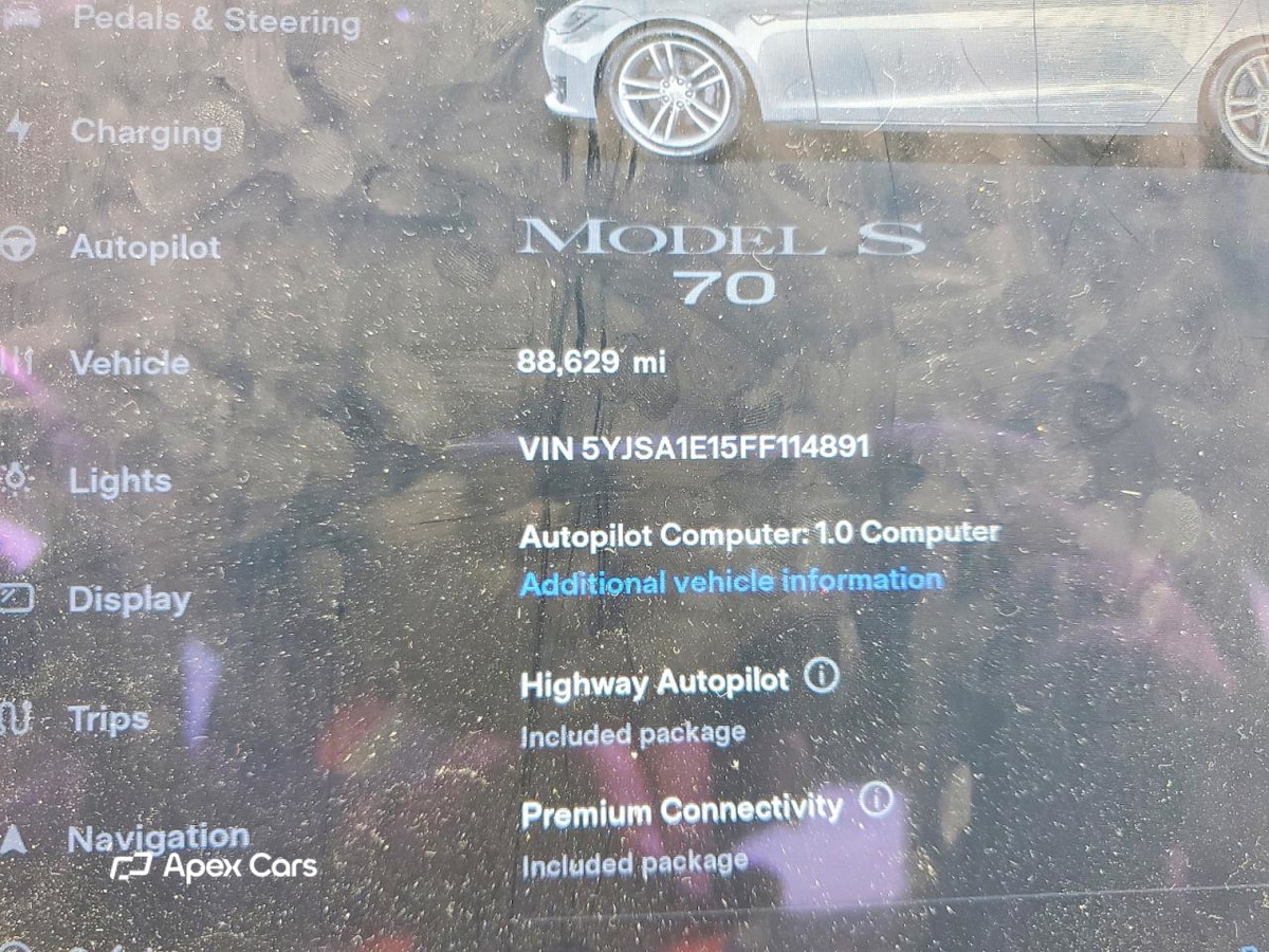 Tesla Model S 2015
