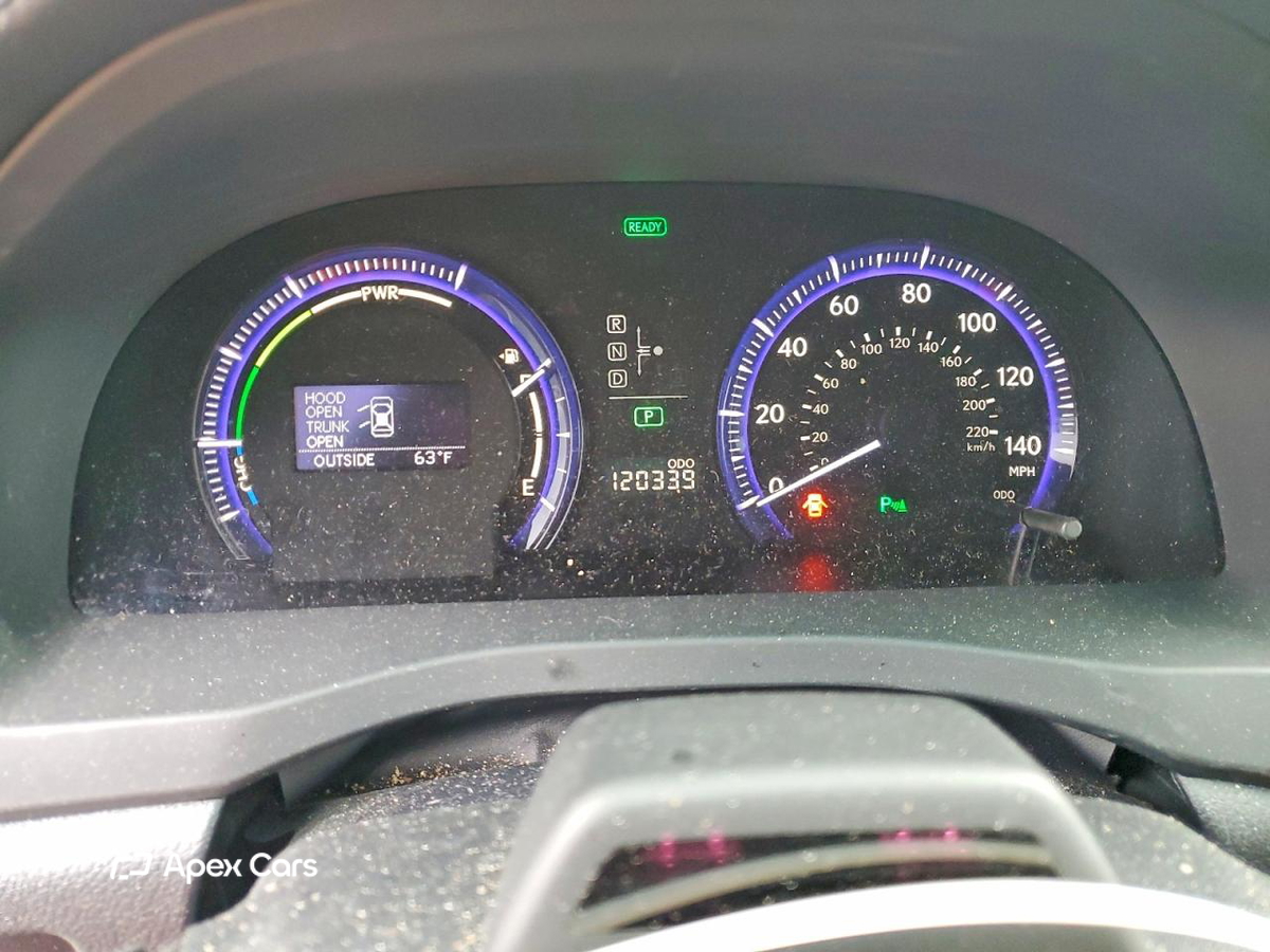 Lexus HS 2010