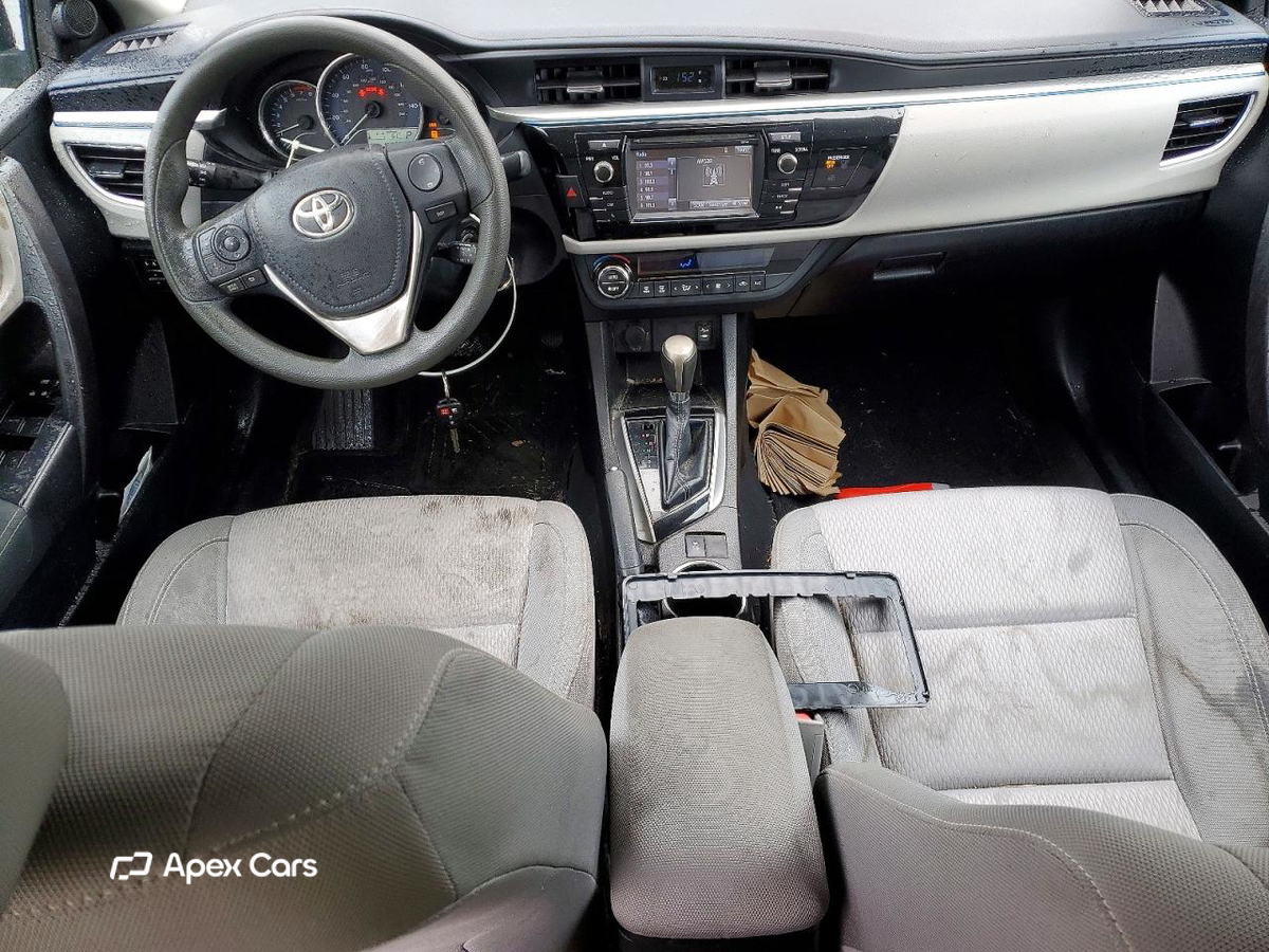 Toyota Corolla 2015