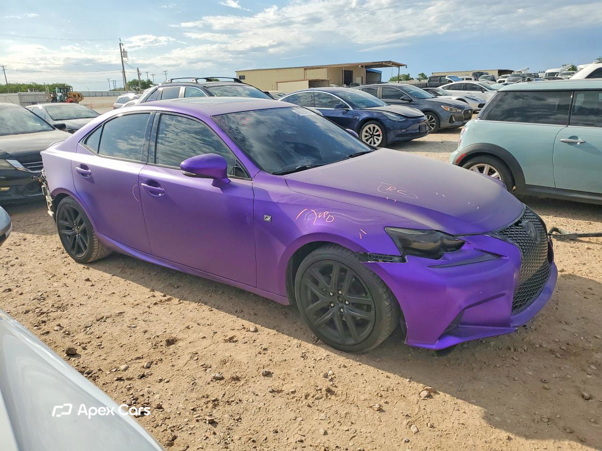 Lexus IS 2015