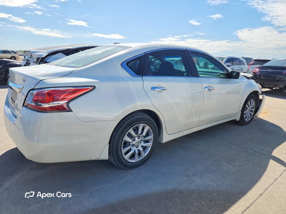 Nissan Altima 2015