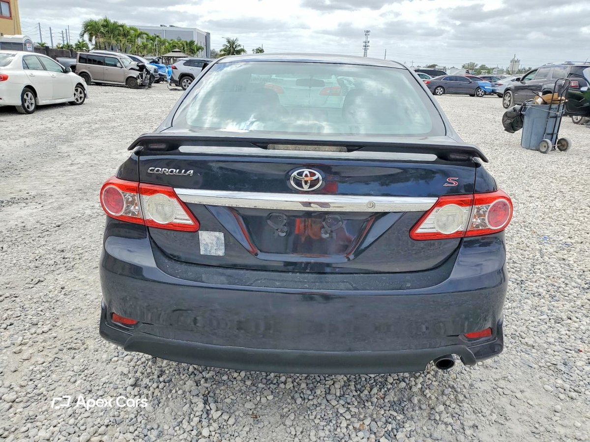 Toyota Corolla 2013