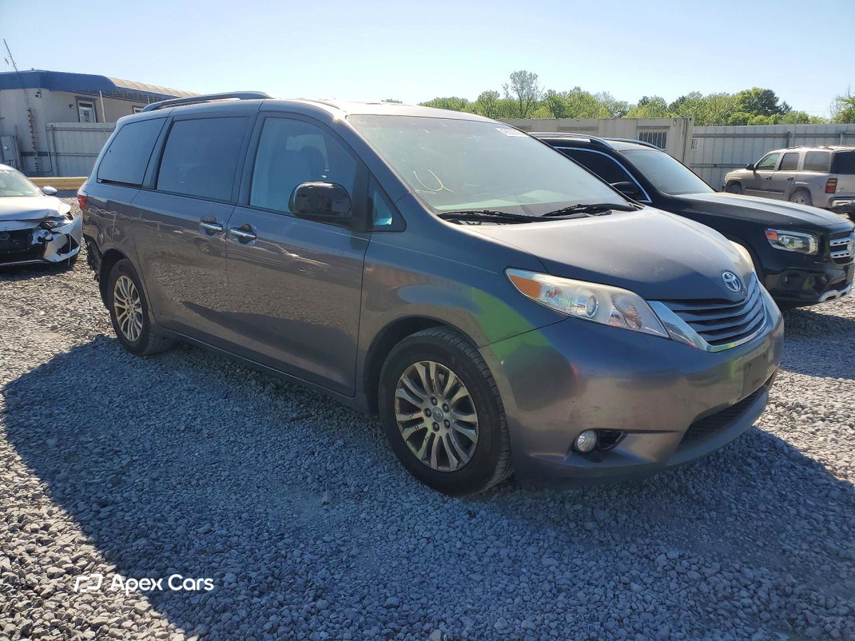 Toyota Sienna 2015