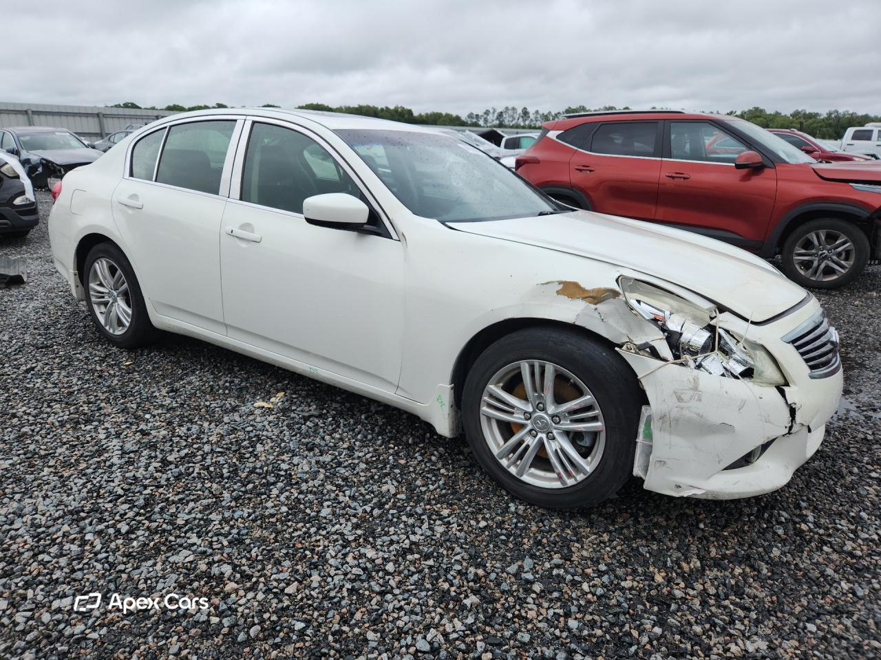 Infiniti G 2013