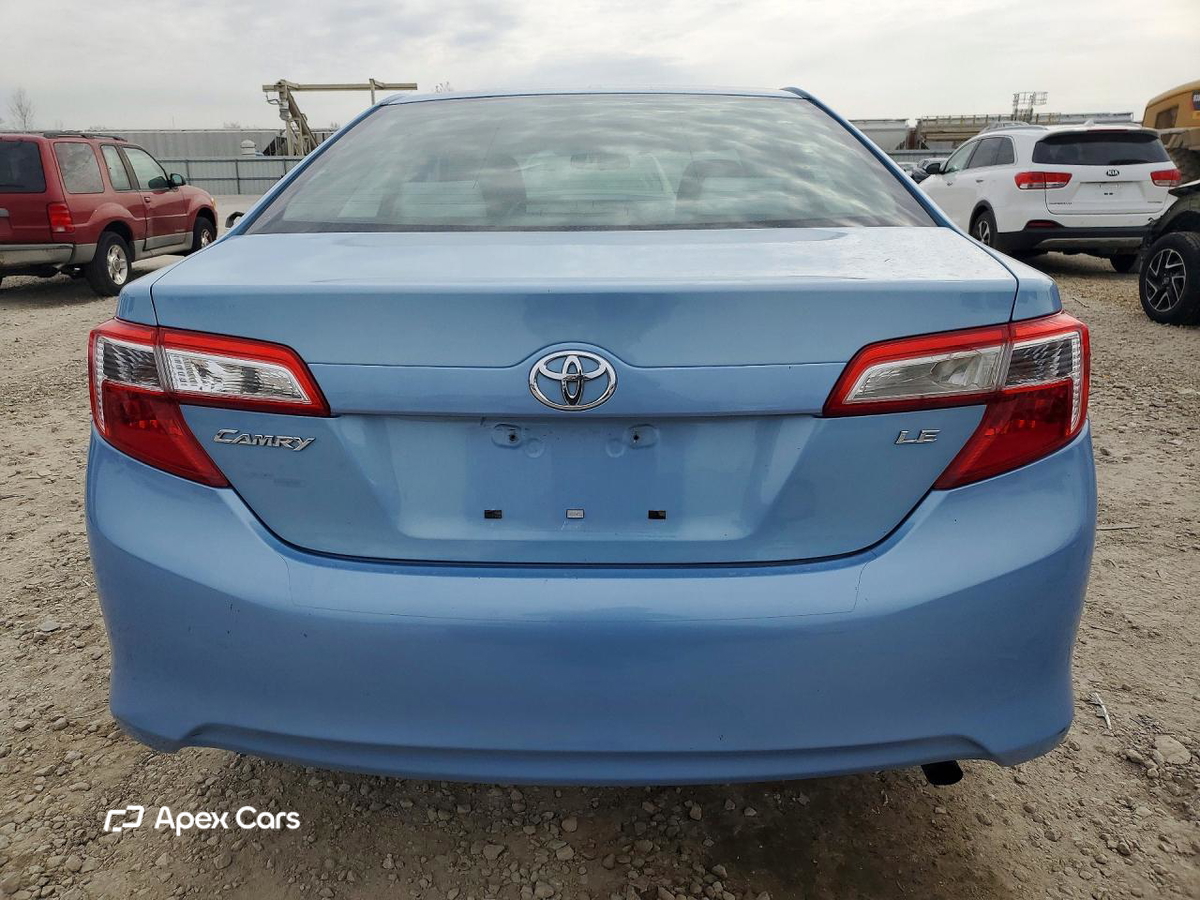 Toyota Camry 2012