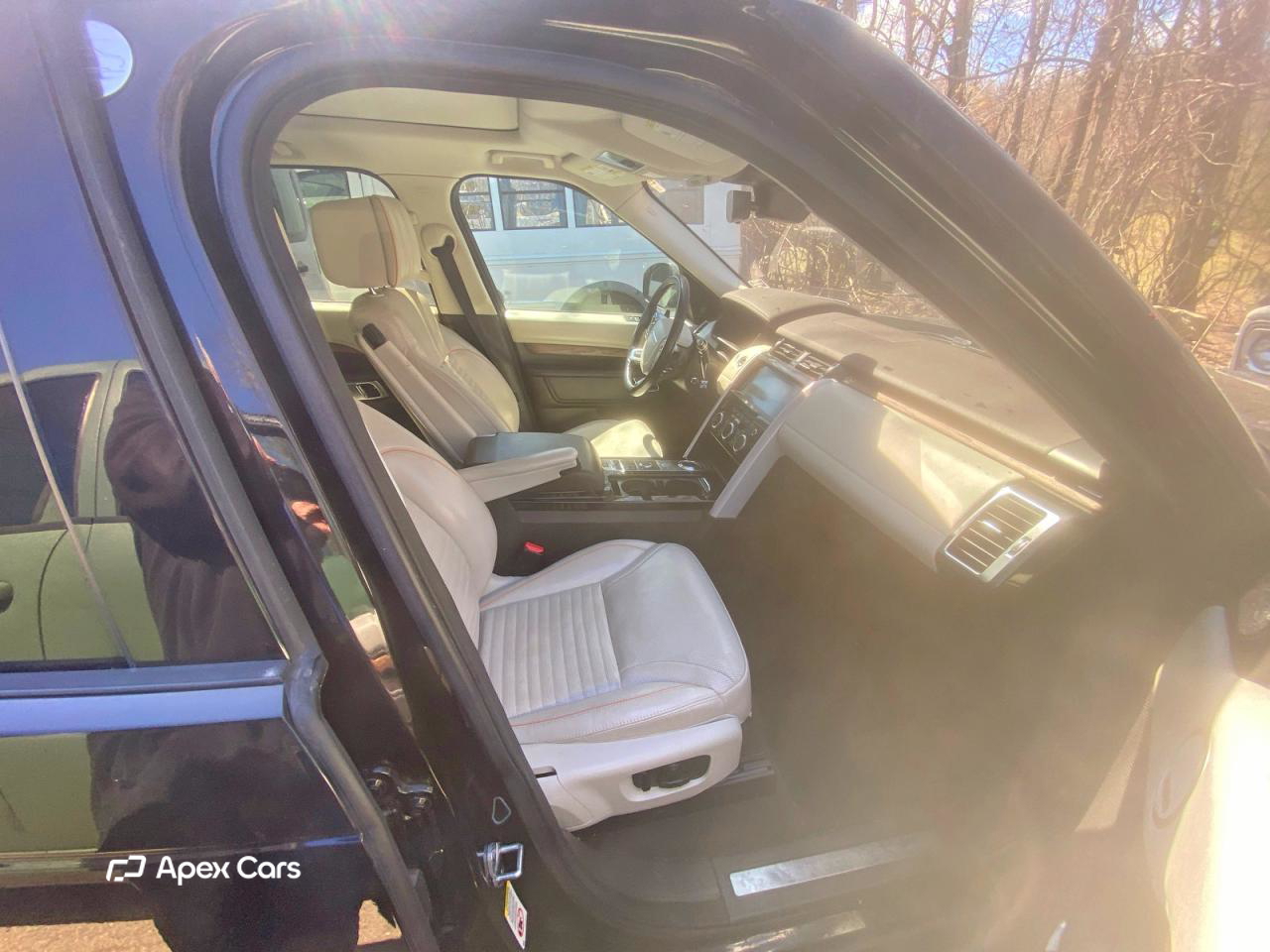 Land Rover Discovery 2018