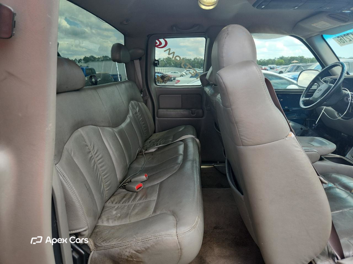 Chevrolet Silverado 2002