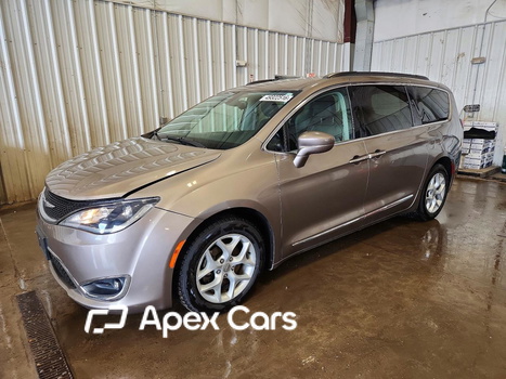 Chrysler Pacifica 2017 - Image 1 of 13