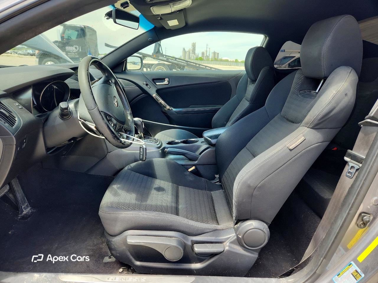 Hyundai Genesis 2015