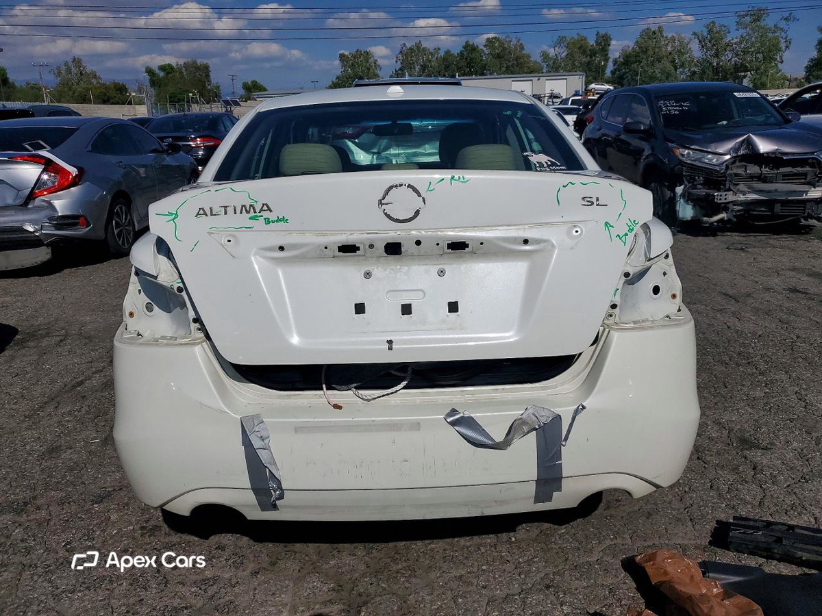 Nissan Altima 2015