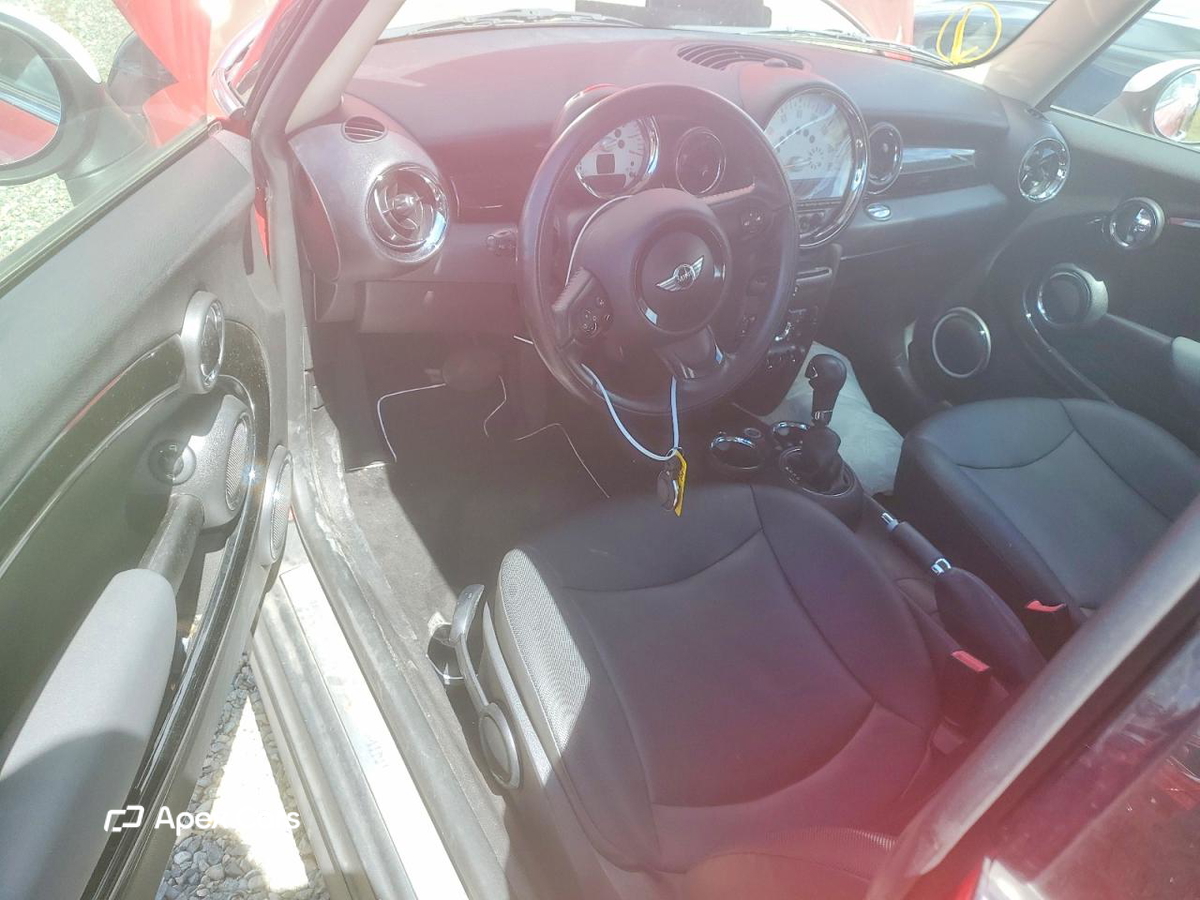 MINI Cooper 2012