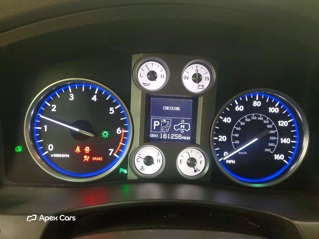 Lexus LX 2010