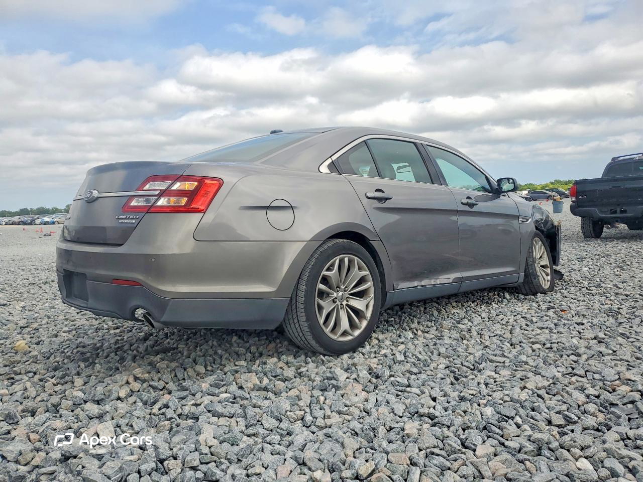 Ford Taurus 2014