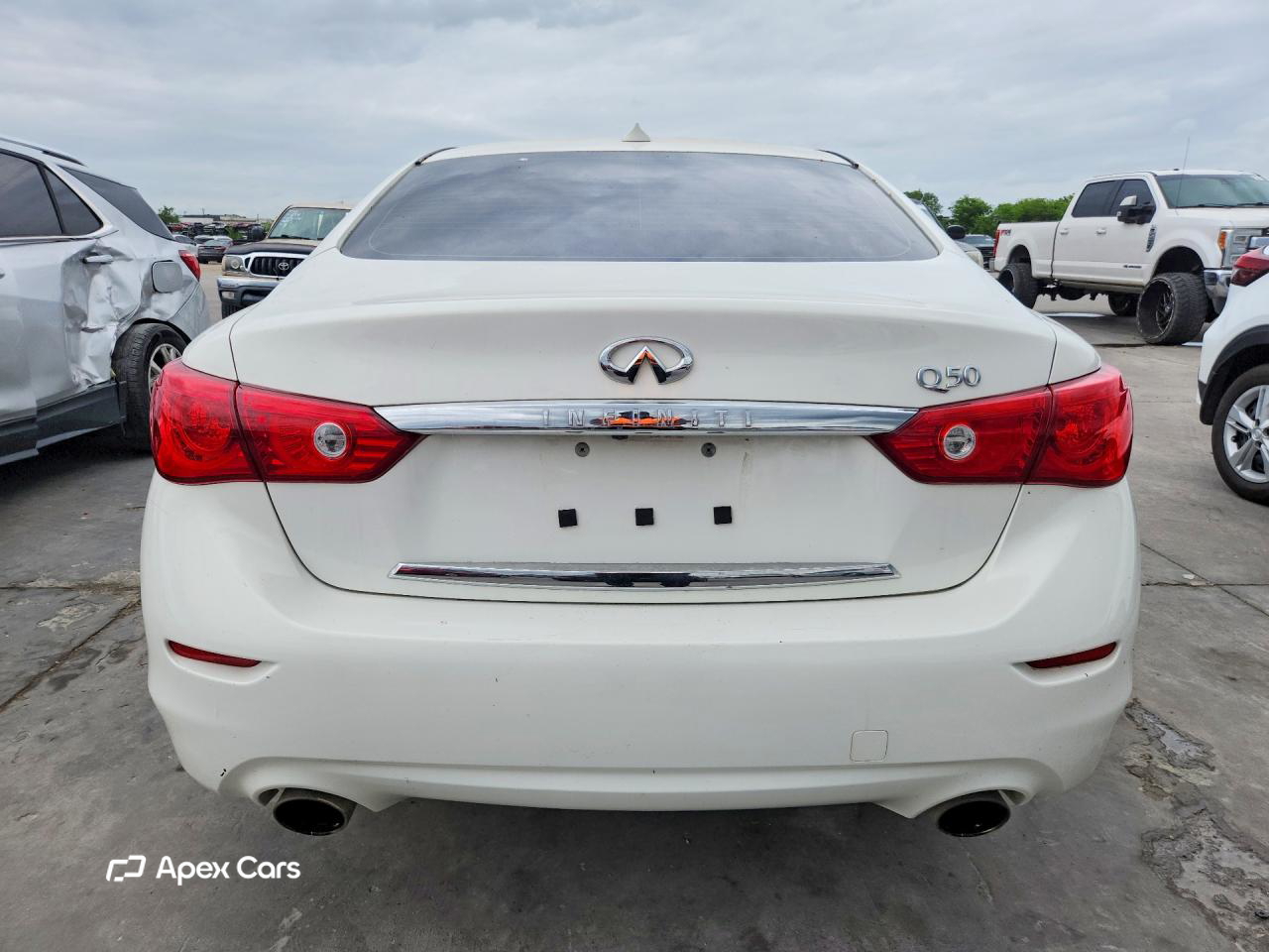 Infiniti Q50 2015