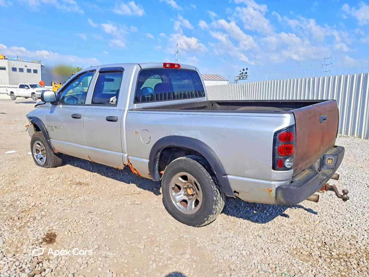 Dodge RAM 2003