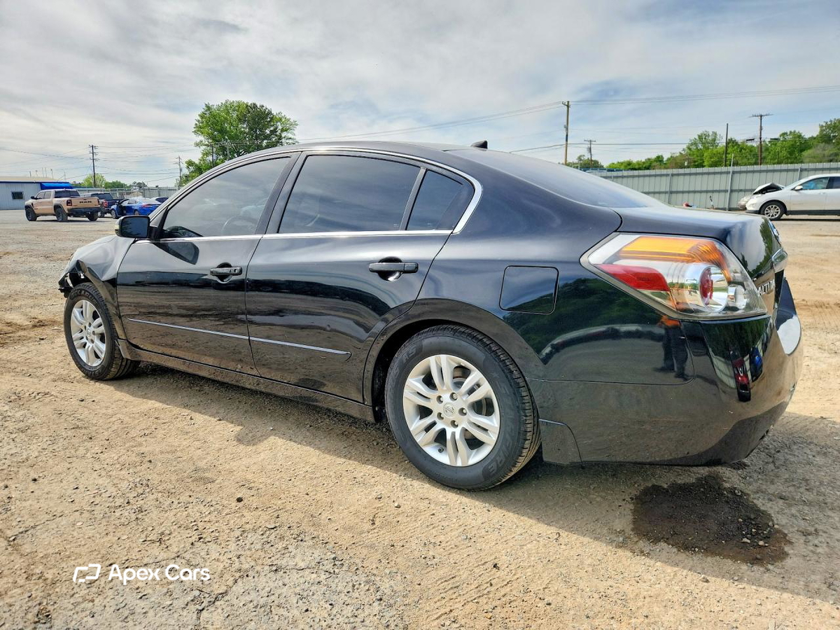 Nissan Altima 2012