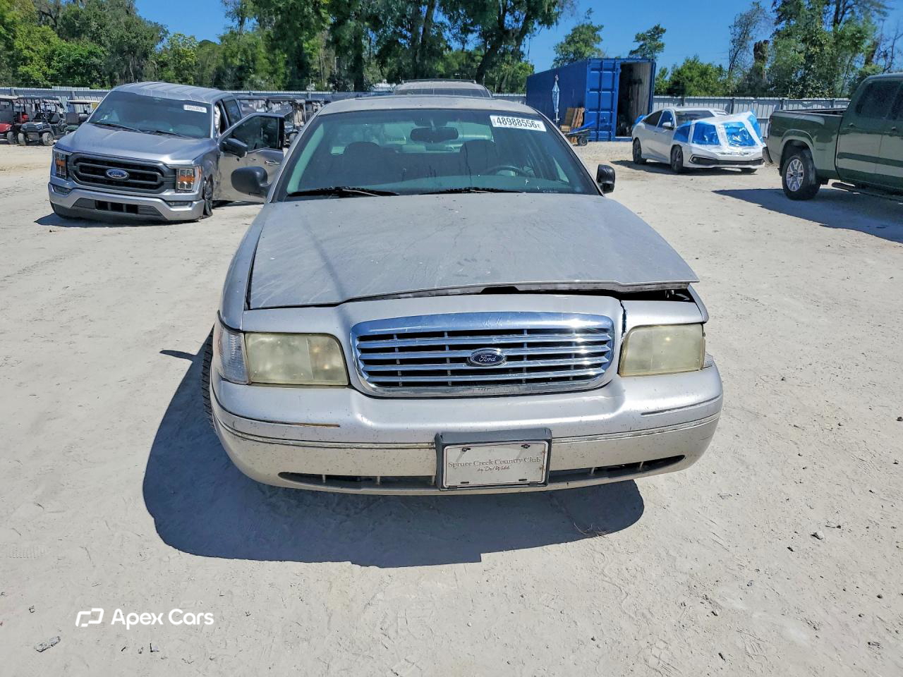 Ford Crown Victoria 2004