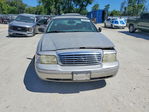 Ford Crown Victoria 2004