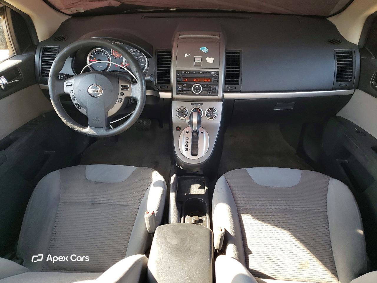 Nissan Sentra 2012