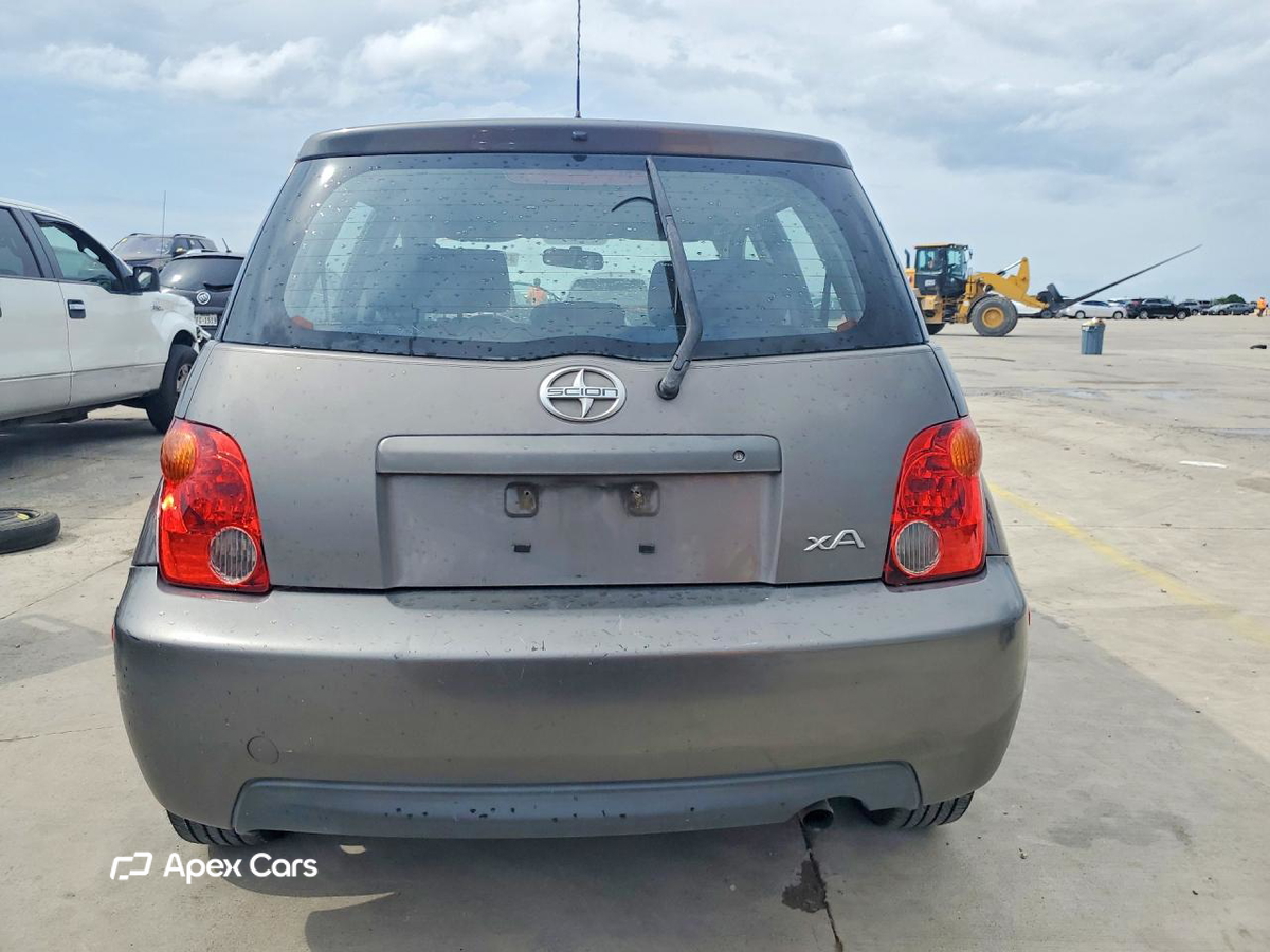 Scion xA 2005