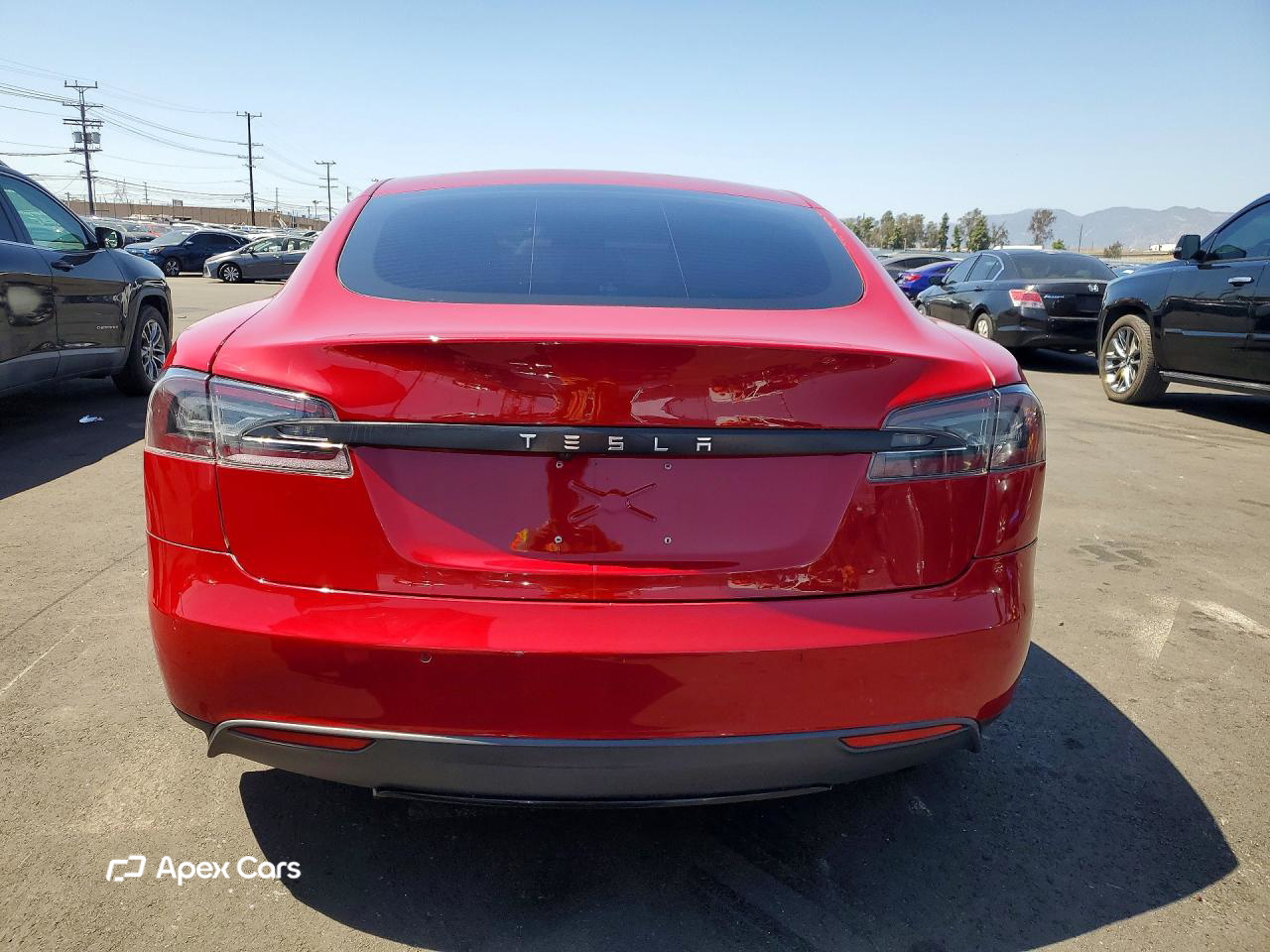 Tesla Model S 2015