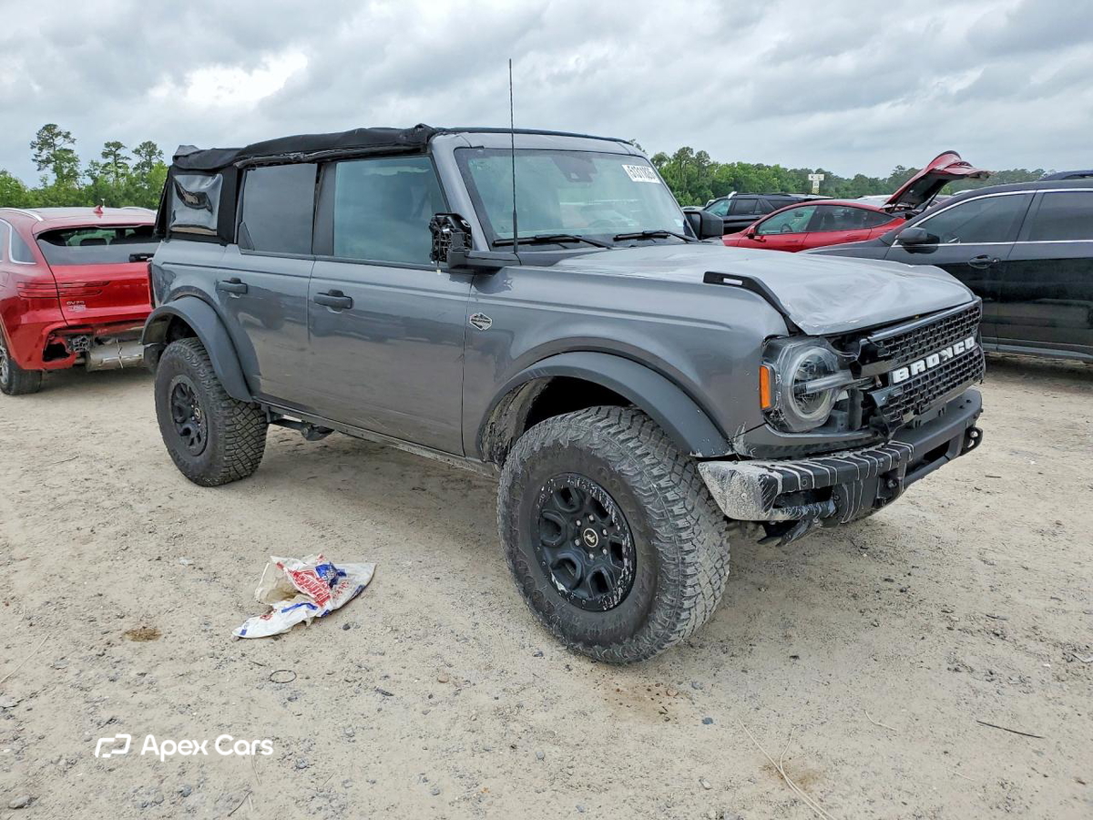 Ford Bronco 2024
