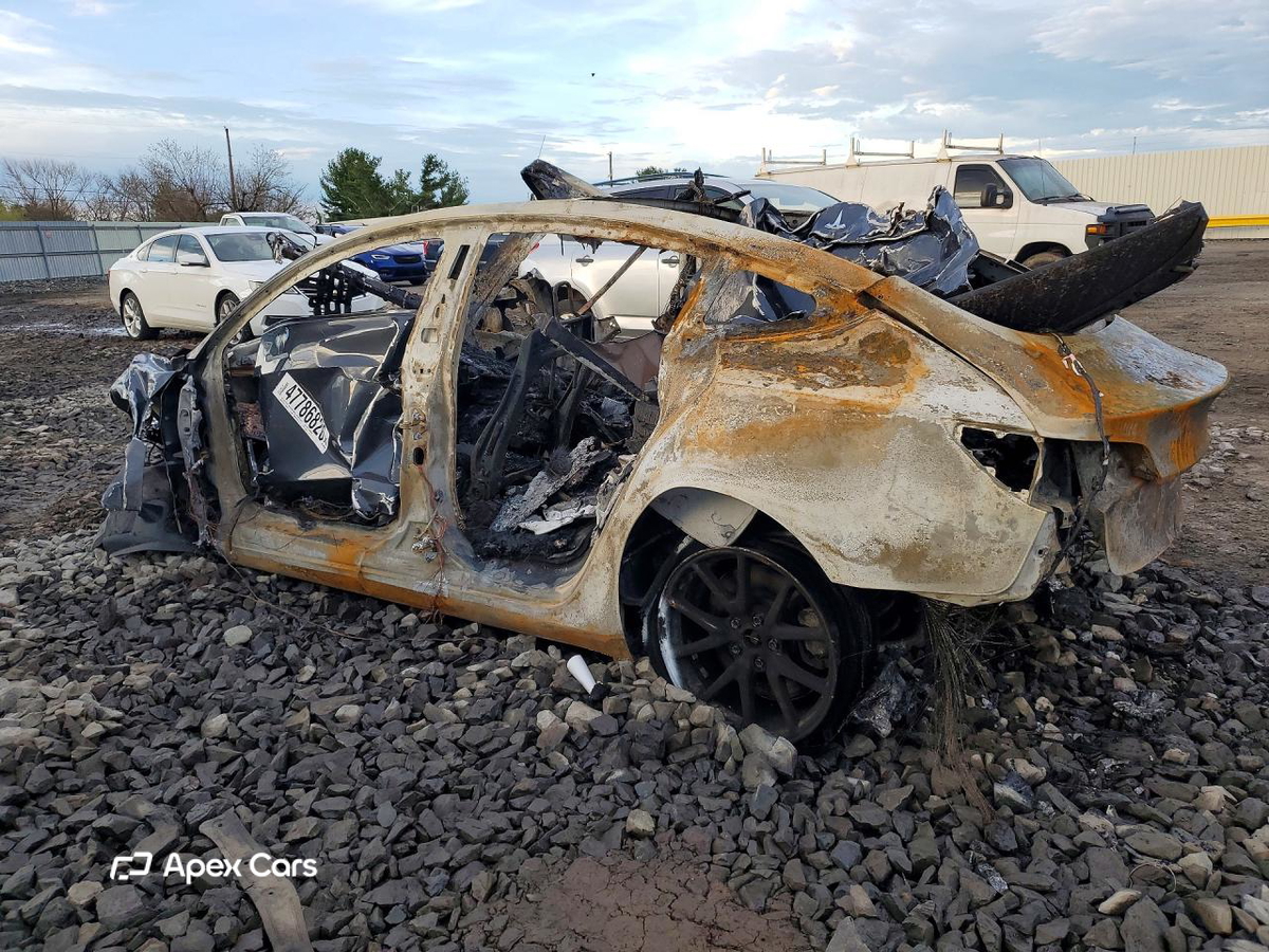 Tesla Model 3 2020