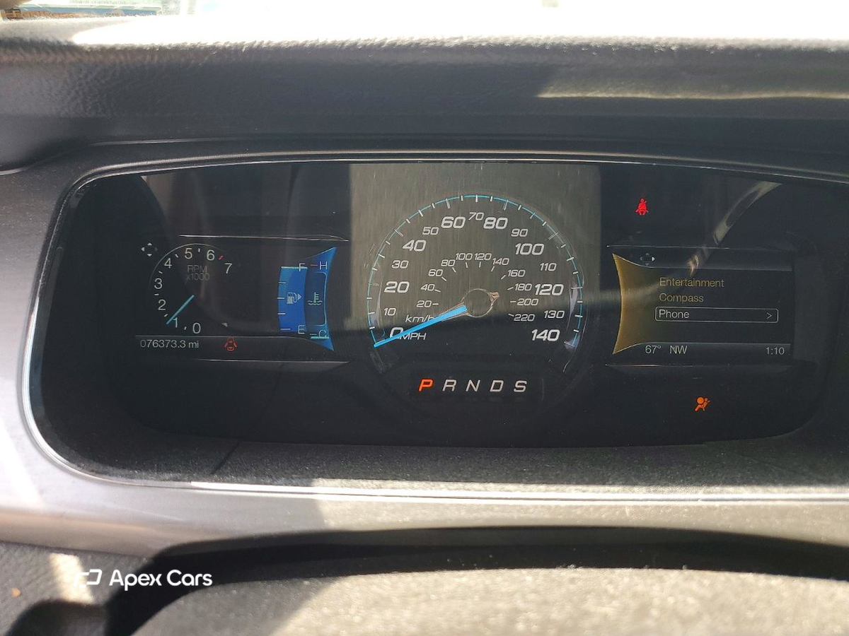 Ford Taurus 2016