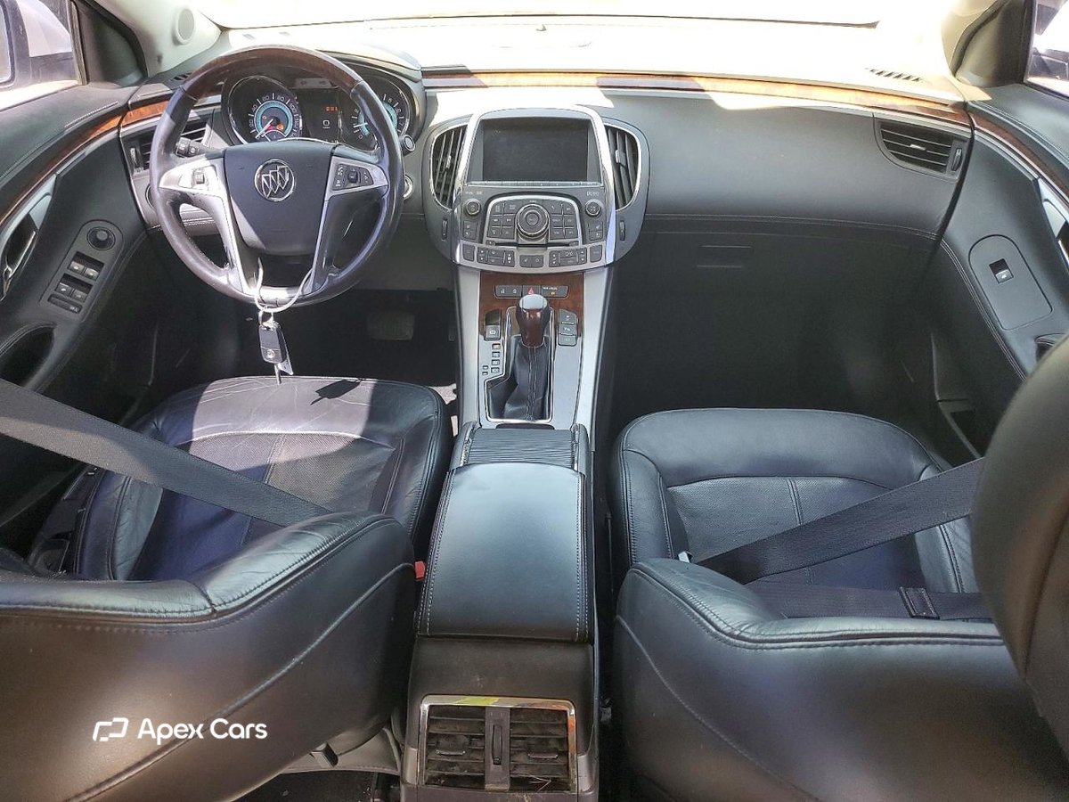 Buick LaCrosse 2011
