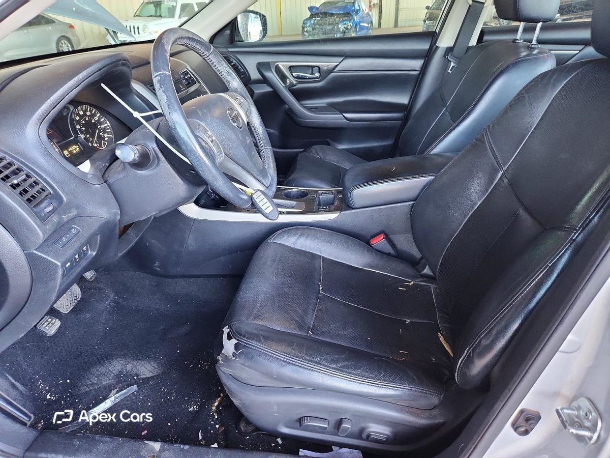 Nissan Altima 2015