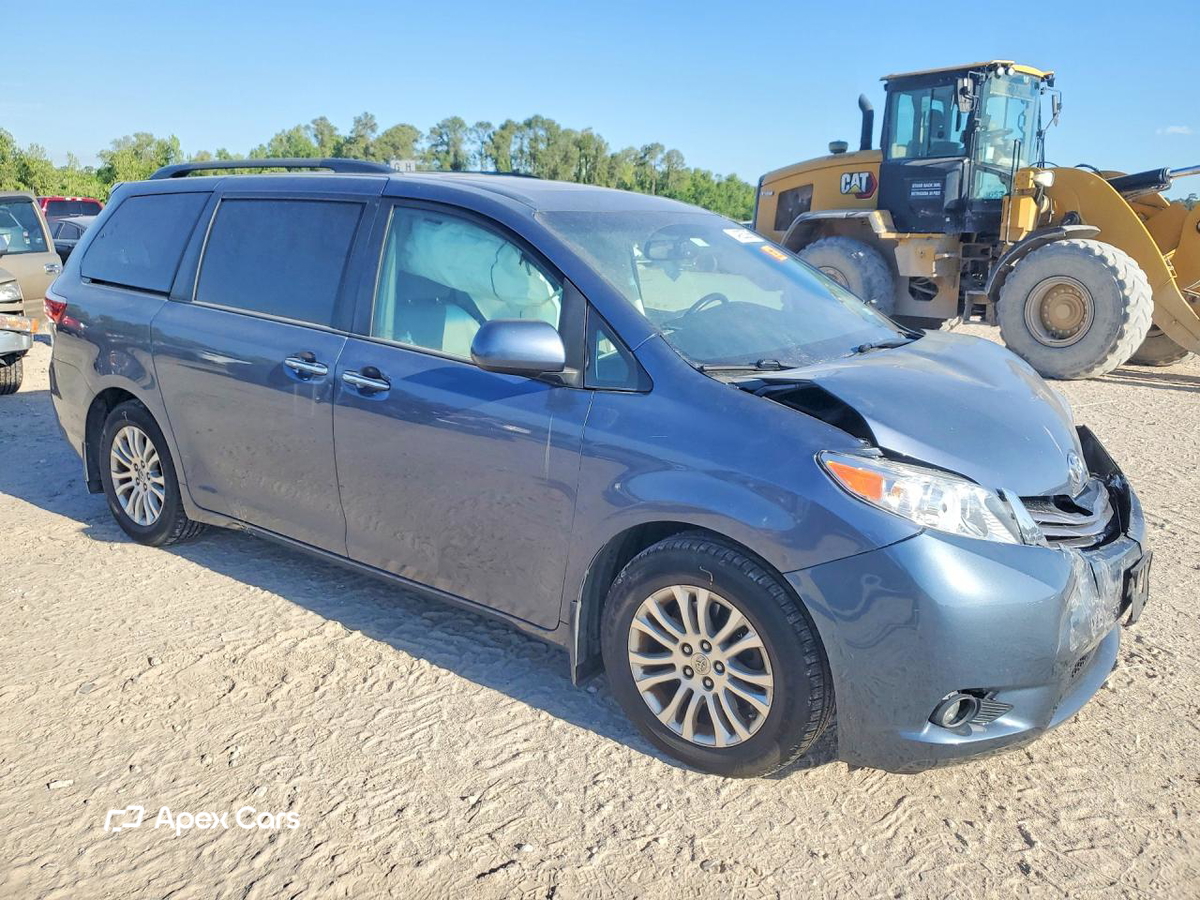 Toyota Sienna 2015