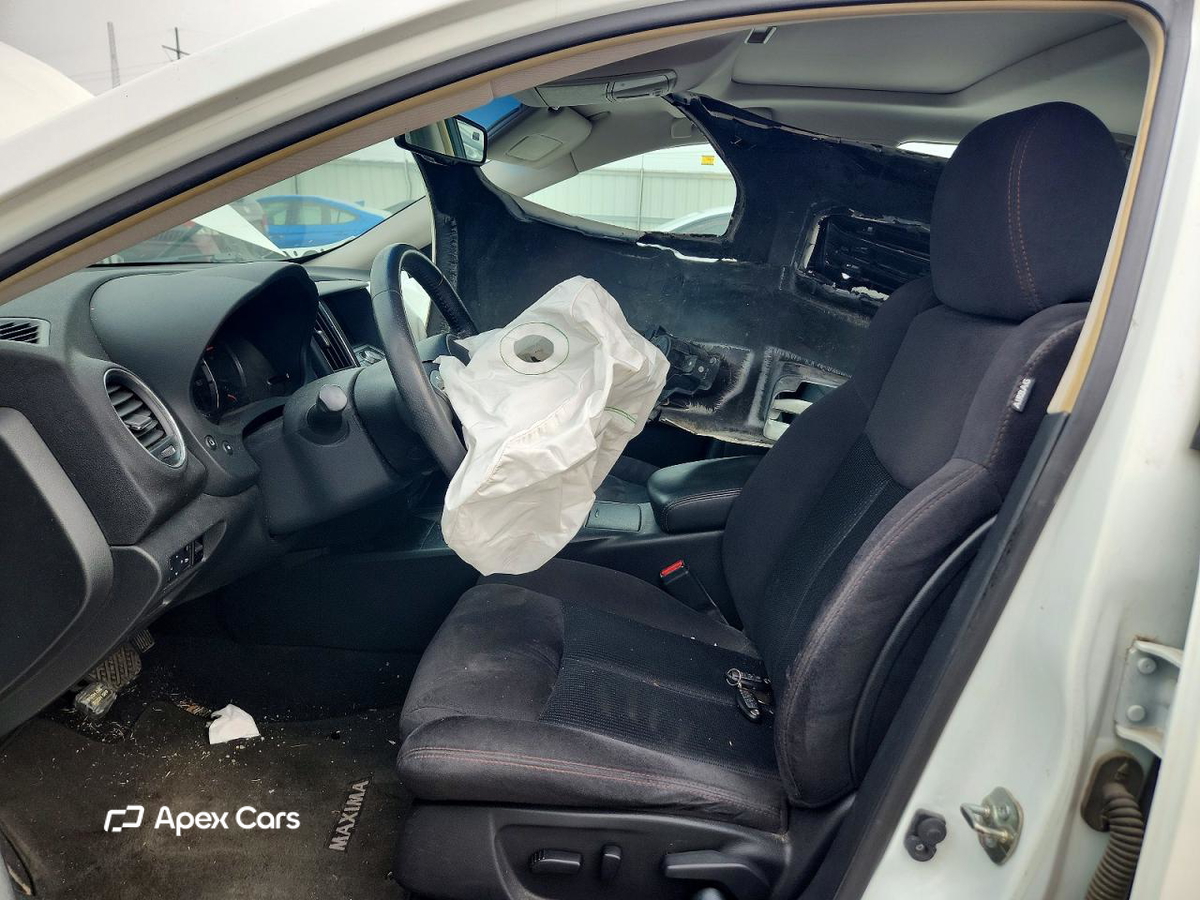 Nissan Maxima 2014