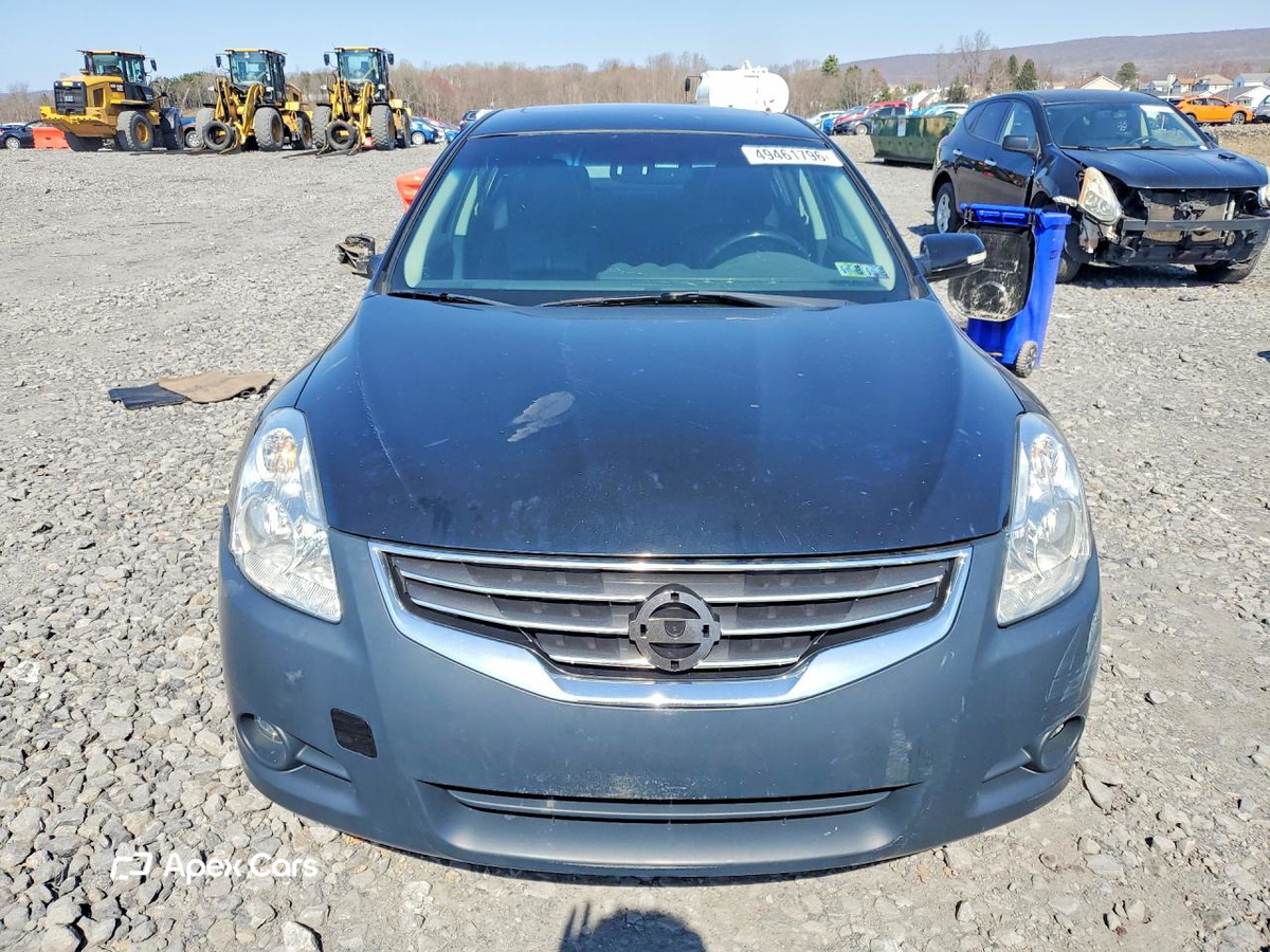 Nissan Altima 2011