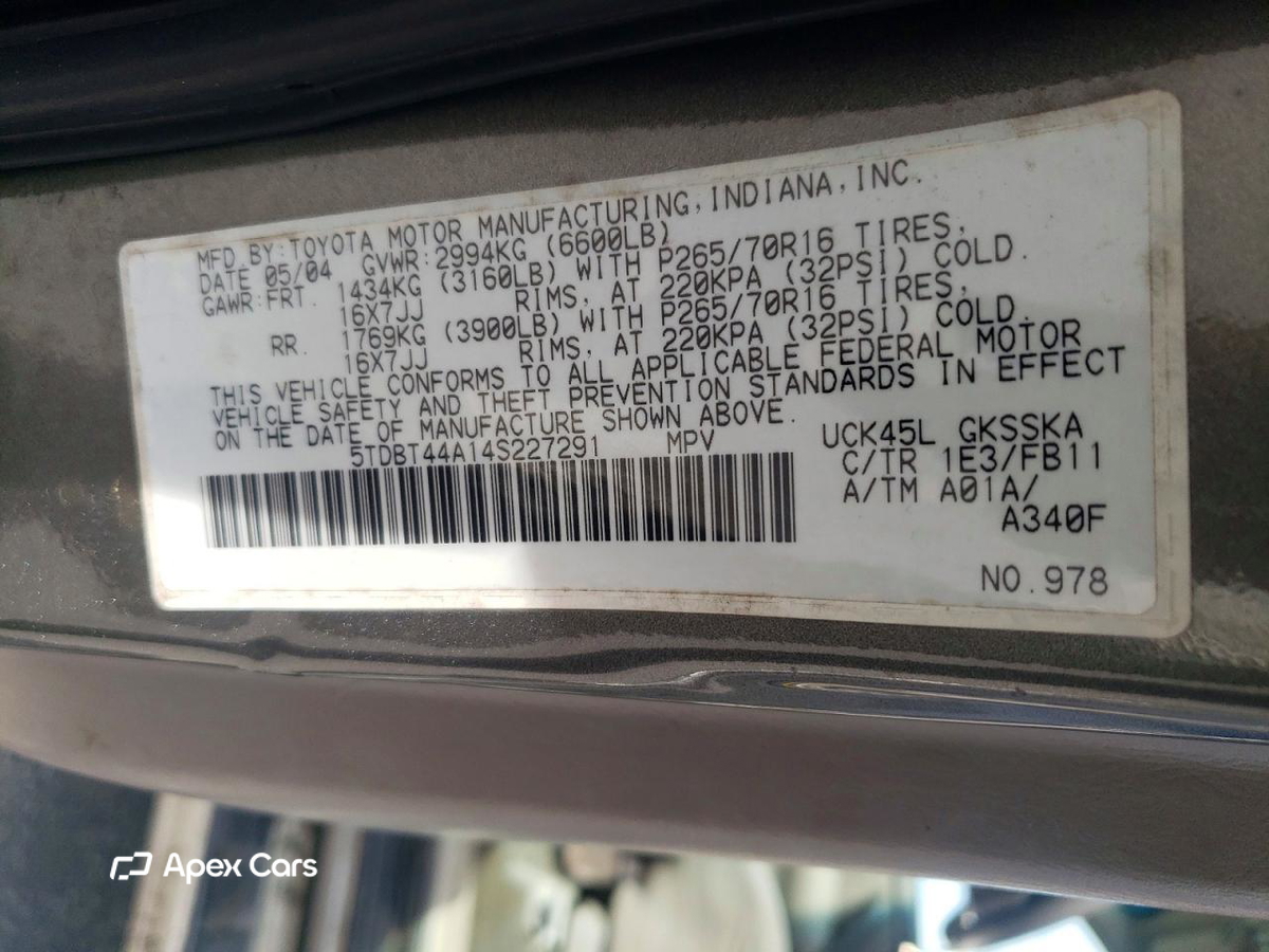 Toyota Sequoia 2004