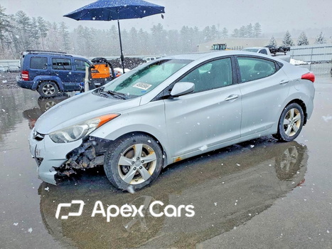 Hyundai Elantra 2013 - Image 1 of 13