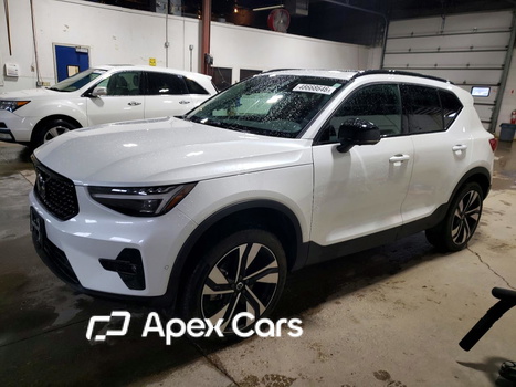 Volvo XC40 2024 - Image 1 of 14