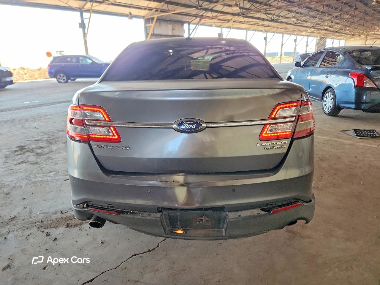 Ford Taurus 2013
