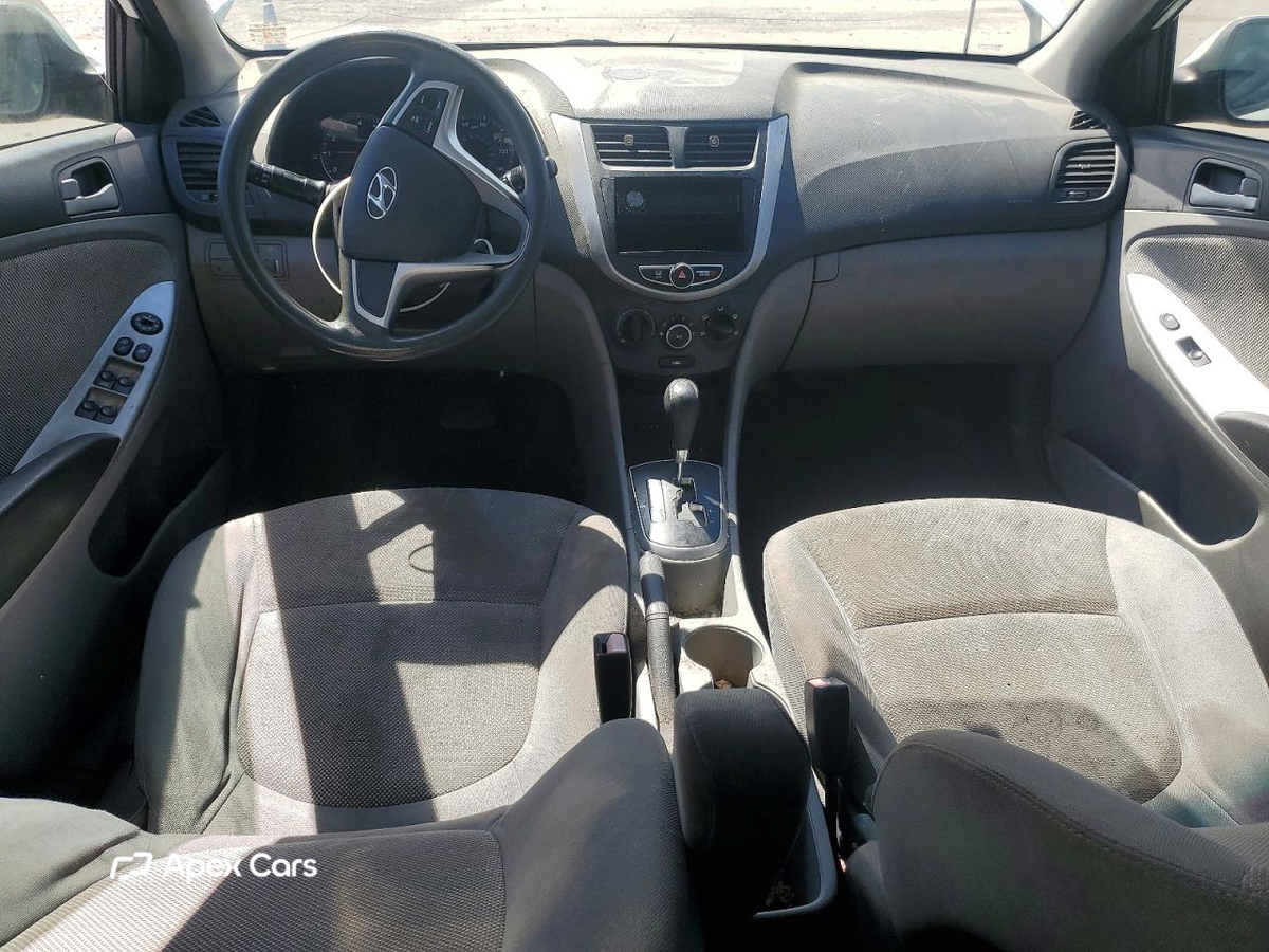 Hyundai Accent 2012