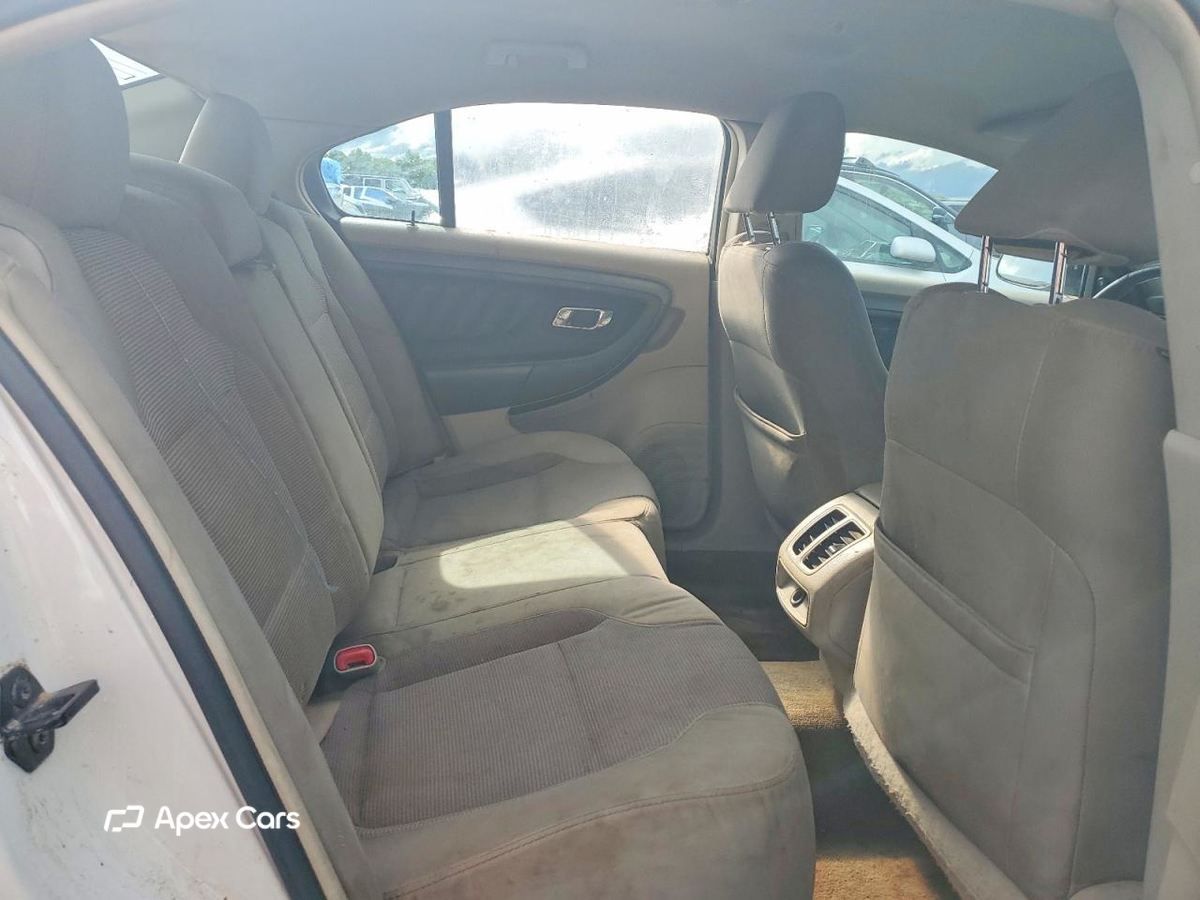 Ford Taurus 2011