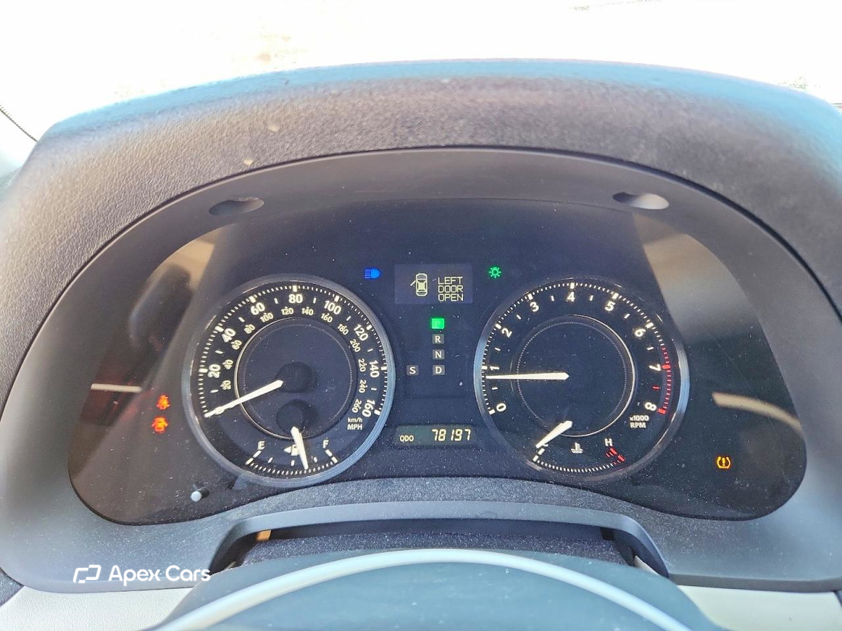 Lexus IS 2010